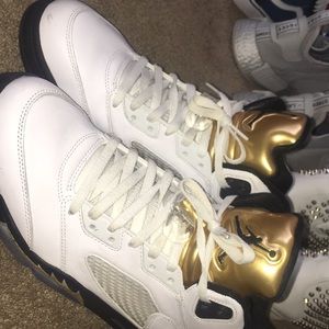 Retro 5 gold metallic